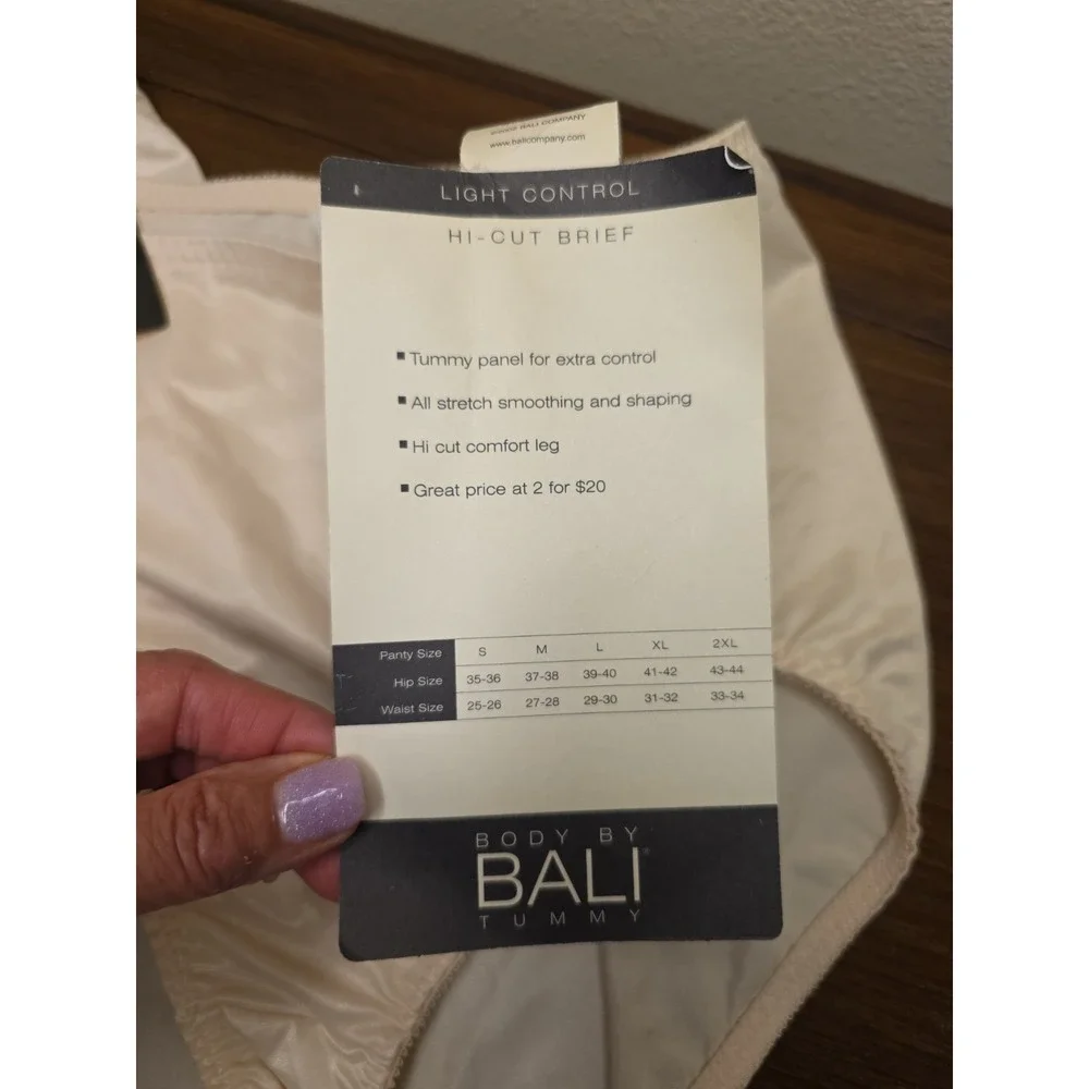 VTG 2002 Bali 8701 Light Control Hi Cut Brief Panties XL Shapewear NOS Tags